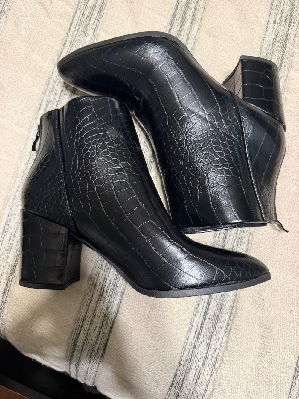 TOP Moda Black Croc-Embossed Block Heel Ankle Booties